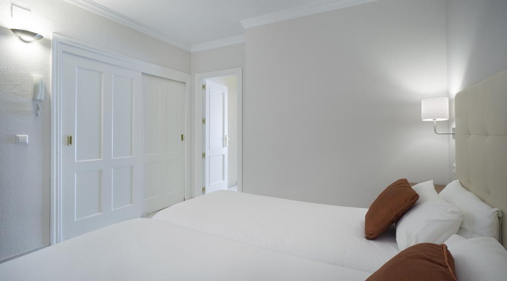 Club Jardines Del Puerto Apartment Marbella Exterior photo